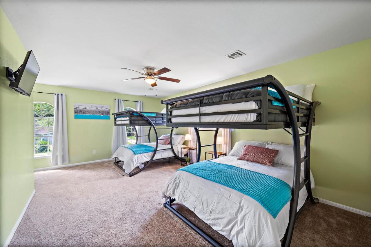 Vila Pool Oasis Games Wifi Bbq Yard Sleep 16 Houston Exteriér fotografie