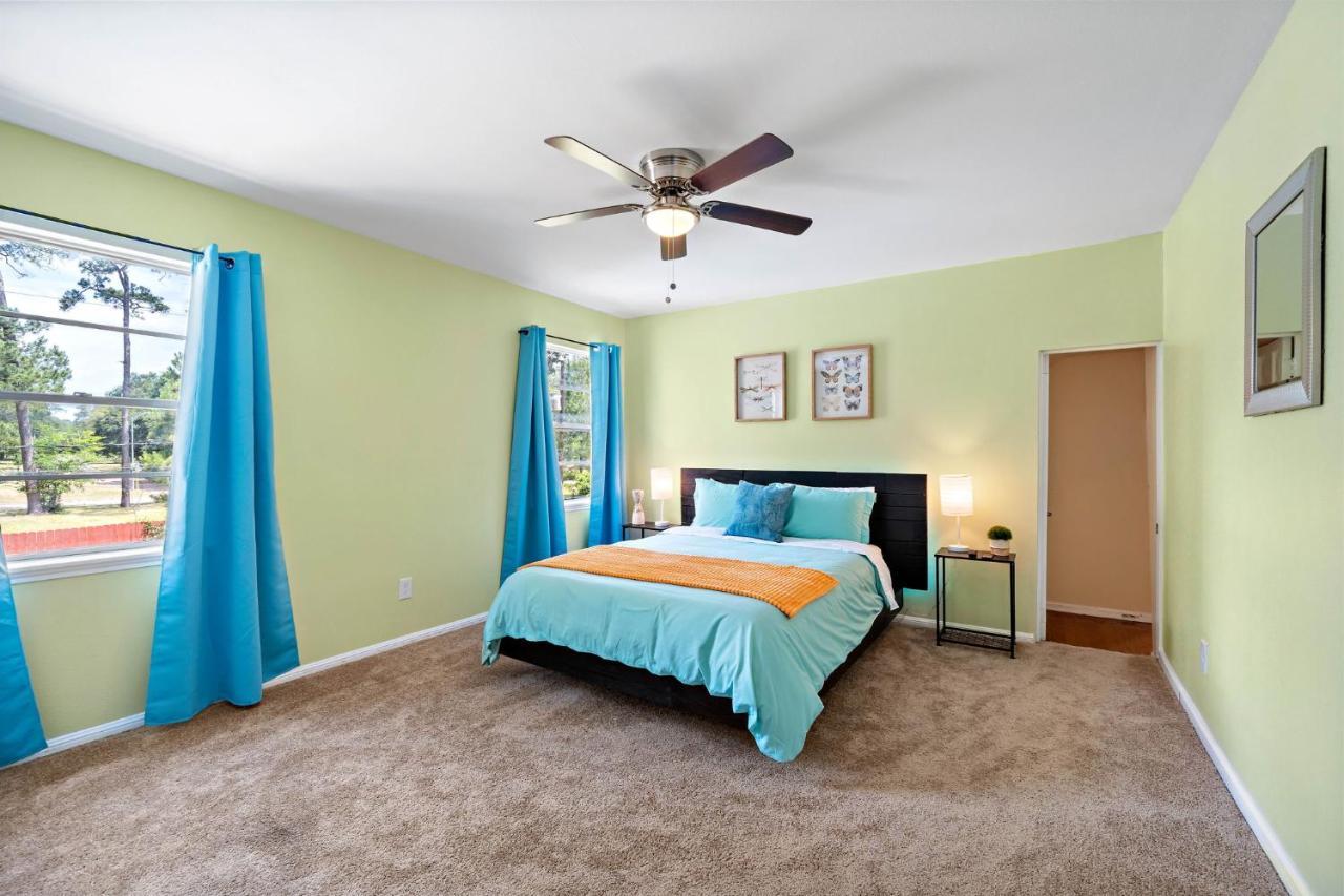 Vila Pool Oasis Games Wifi Bbq Yard Sleep 16 Houston Exteriér fotografie